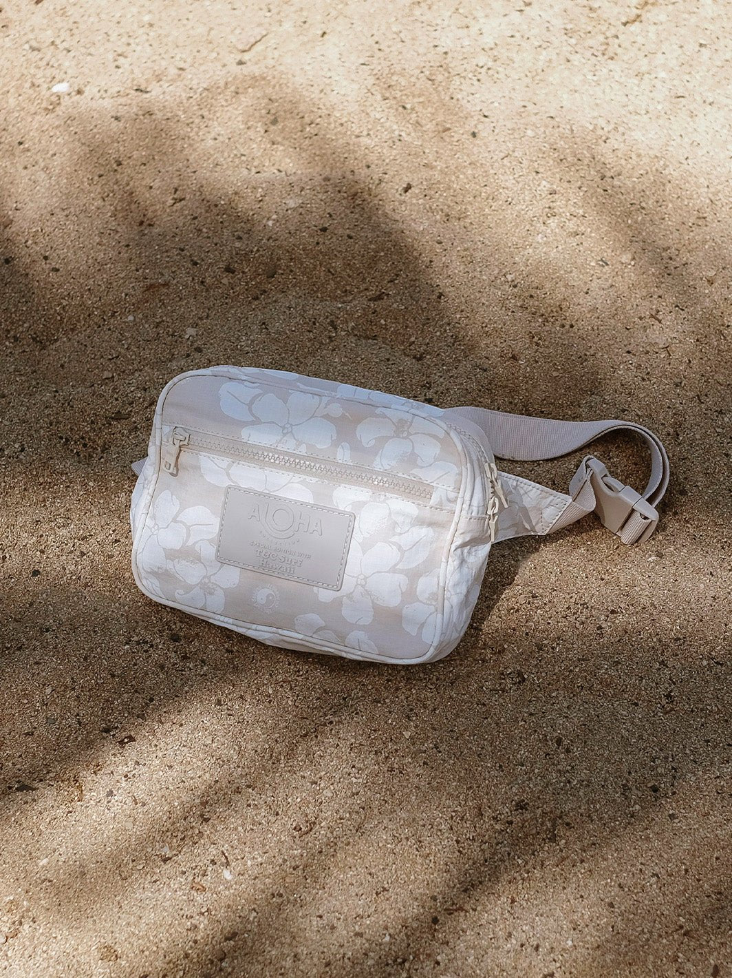 Aloha Collection Puakenikeni Distressed Hip Pack - Image 6