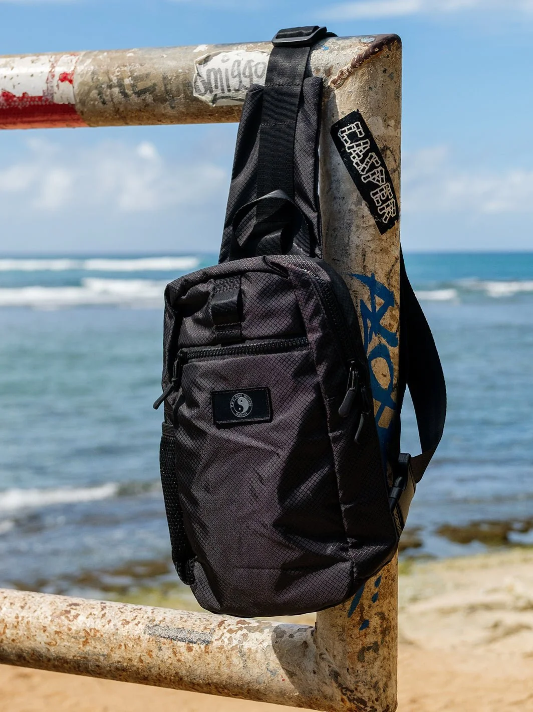 Hopper Sling Bag - Image 3