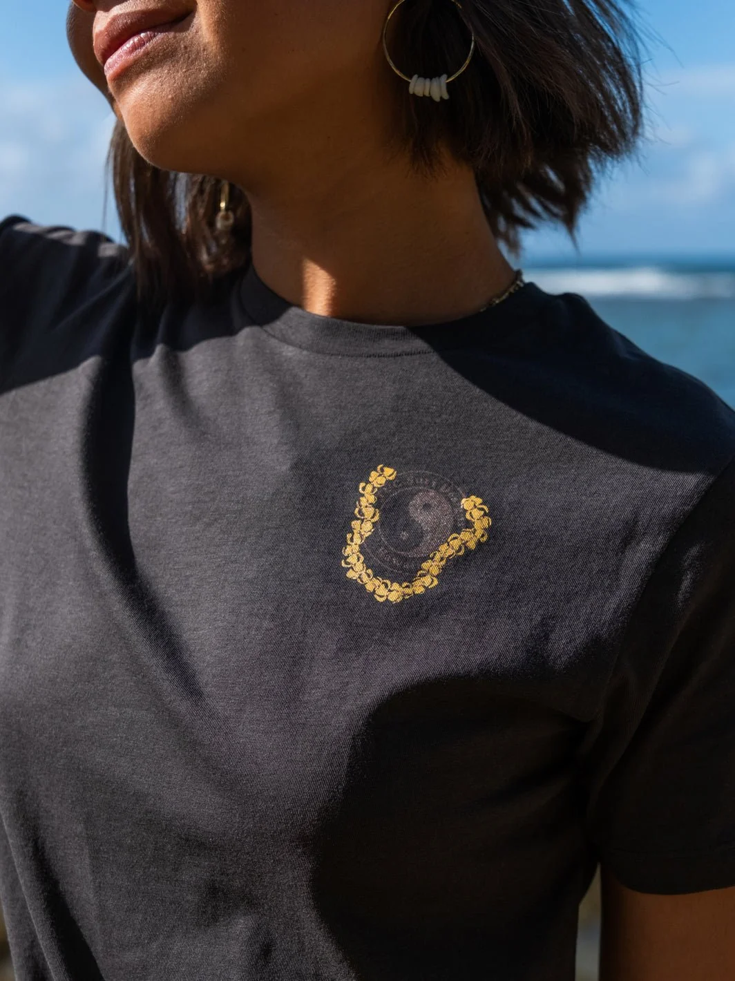 More Lei Classic Tee - Image 4