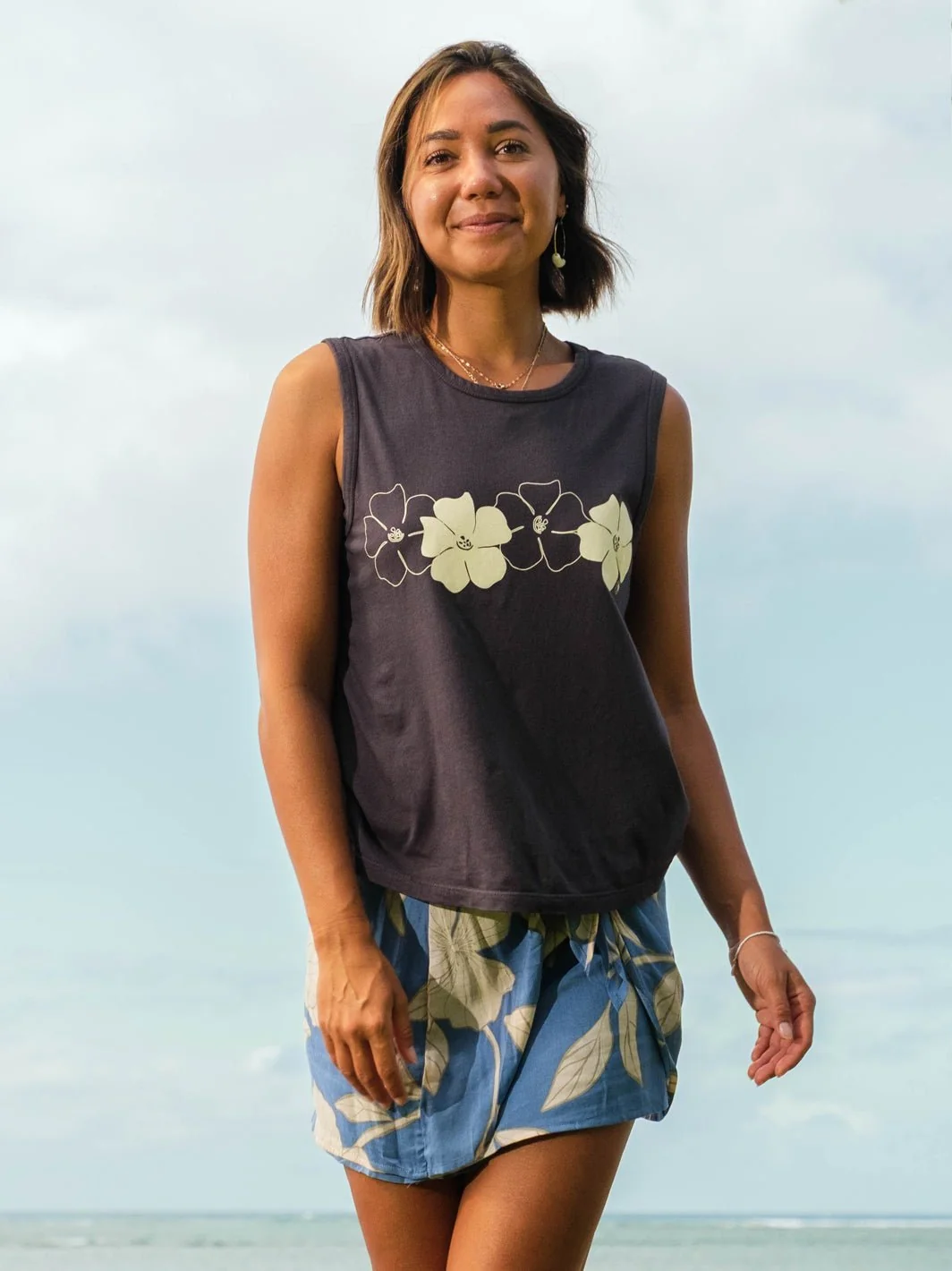 Puakenikeni Love Muscle Tank - Image 2