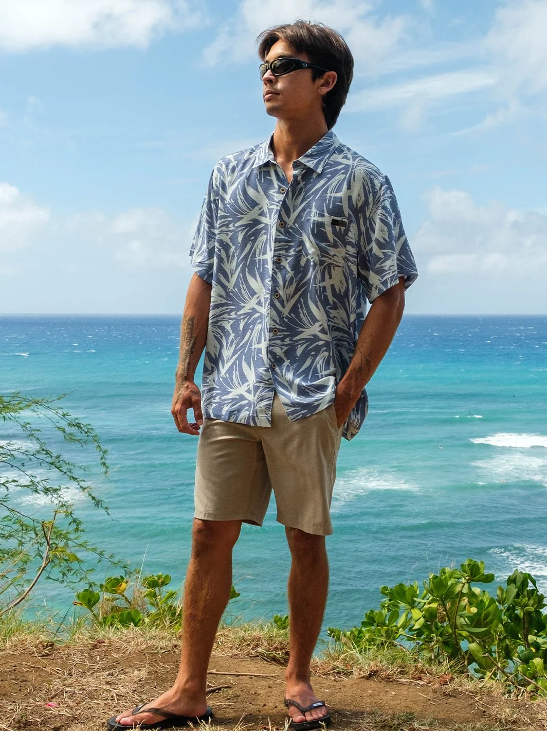 Puka Woven Shirt - Image 4