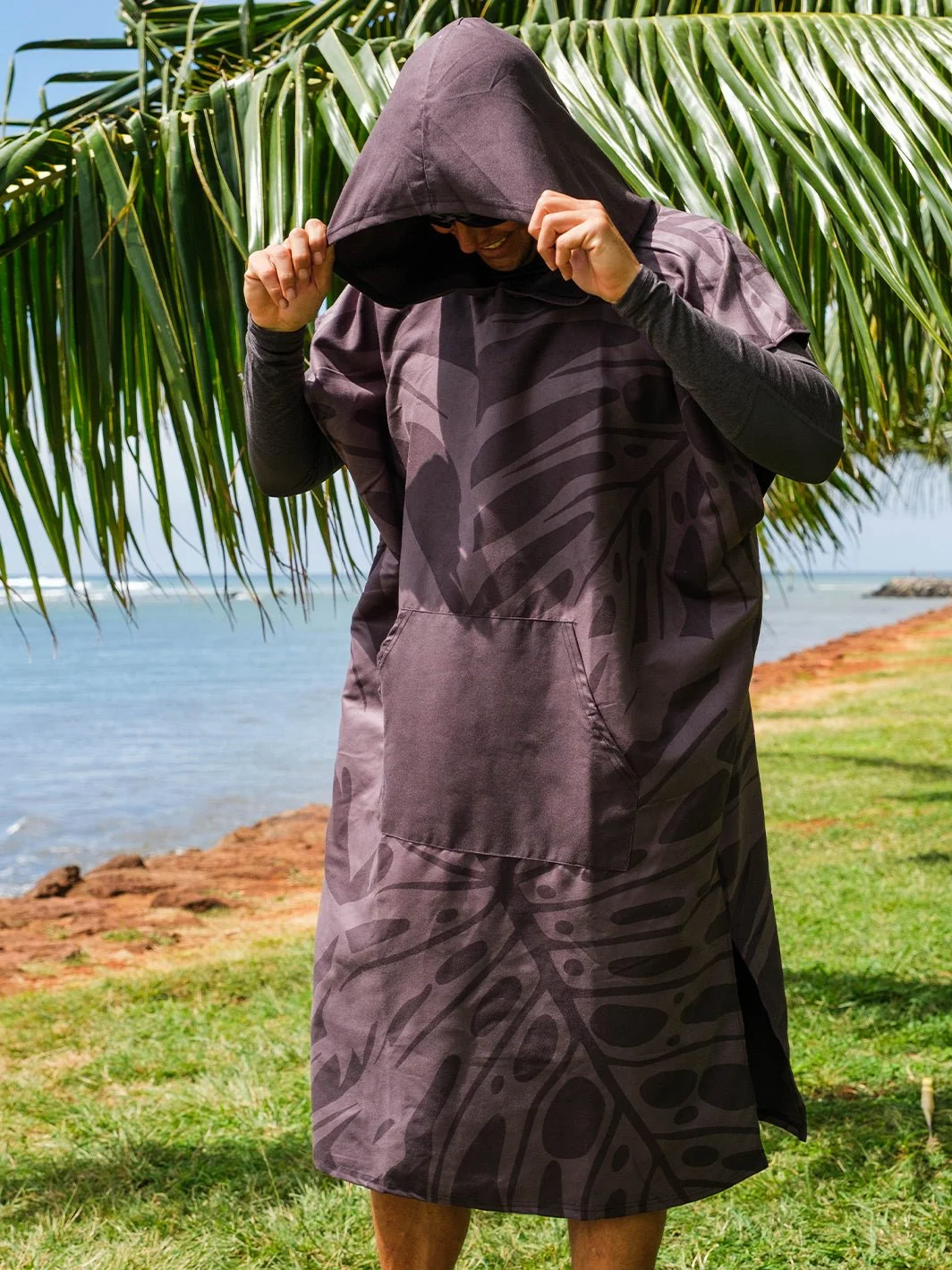 Monstera Poncho - Image 2