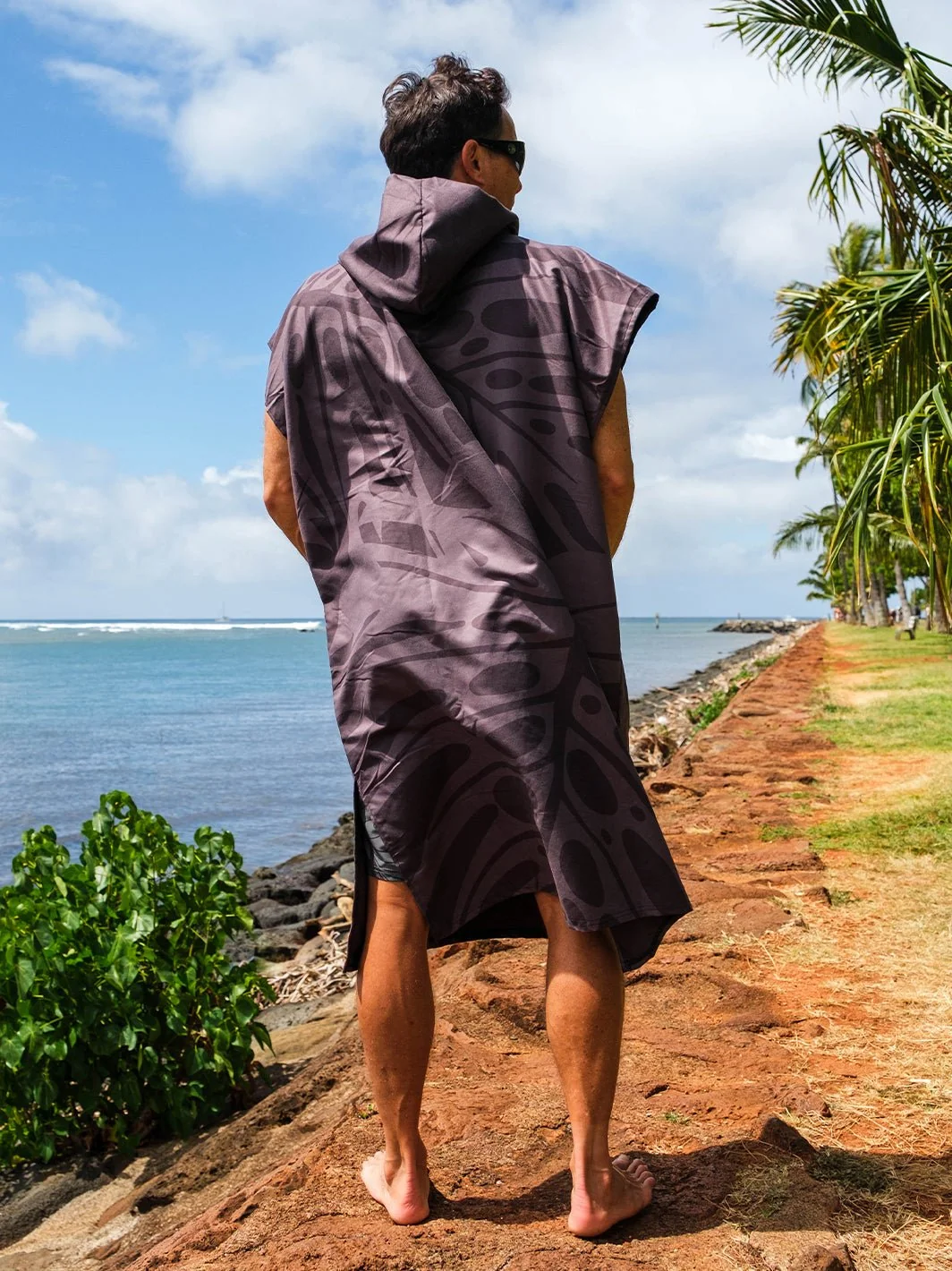 Monstera Poncho - Image 4