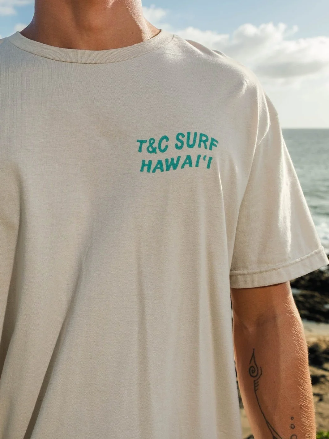 Surf Ride Volkswagen® Jersey Tee - Image 10